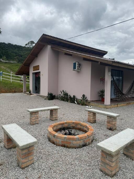 Cabana Recanto Do Arruda Para Casal Em Aguas Mornas Exterior foto
